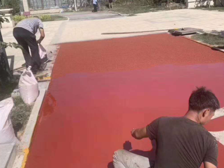 丰台 篮球场翻新的地面工